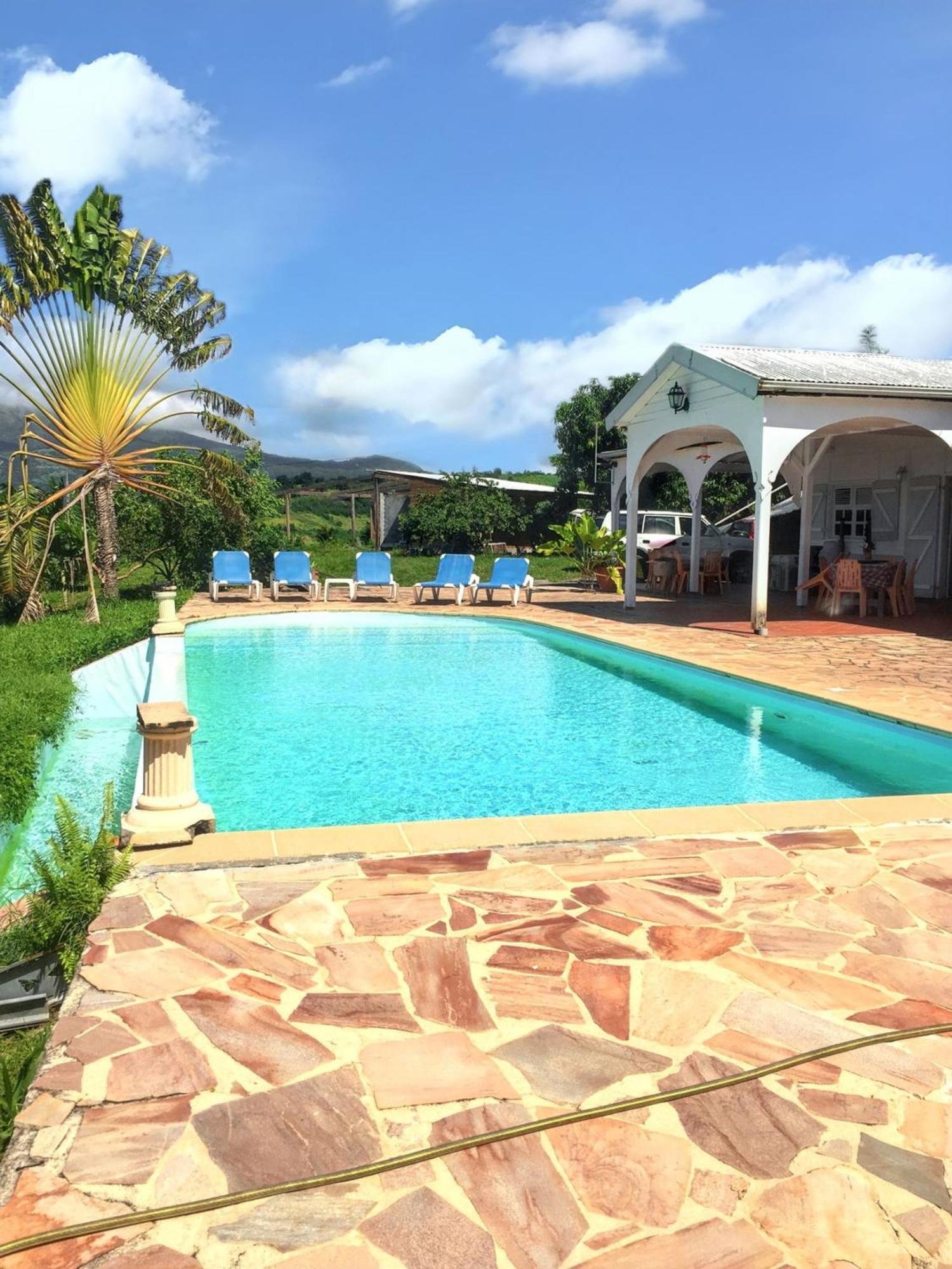 Villa Enchantee Avec Vue Sur Mer Et Piscine Au Carbet Le Carbet Luaran gambar